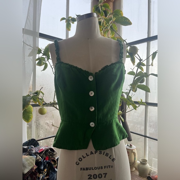 Aritzia Tops - Aritzia Green Button-Up Camisole